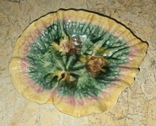 Etruscan Majolica Begonia Leaf Dish - See Photos picture