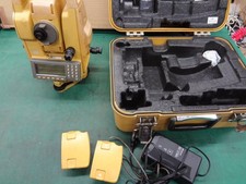 Topcon GPT 6003C Reflectorless Total Station and BC 27AR Battery Charger picture