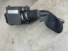 99-06 Silverado 1500 Motor Engine Air Intake Cleaner Filter Box OEM 1999-2006 picture