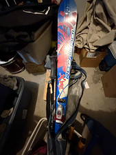 Rossignol Divax snow skis, poles & carrying case picture