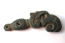ANCIENT  CURVED EAGLE PRE-COLUMBIAN MAYAN INDIAN GREEN JADE PENDANT 61MM X 22MM picture