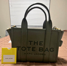 Marc Jacobs The Tote Bag Small Green Zip Top Tote w/ Detachable Strap picture