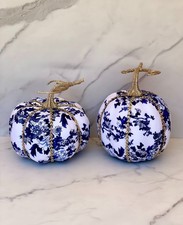 Mark Roberts - Chinoiserie Pumpkin picture