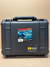 [NEW] (1450-000-110) Pelican 1450 Black Hard Case - With Foam, Black picture