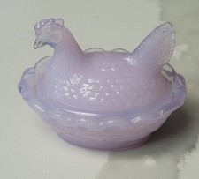 Vintage Boyd Glass Lilac Light Pink Hen On Nest Mini Salt Cellar 2