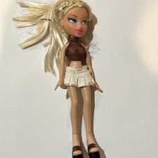 Vintage Bratz Hot Summer Dayz Cloe Doll picture