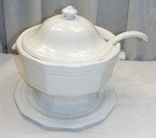 Vintage Pflatzgraff Pottery Heritage White Soup Tureen Ladle Underplate USA 8-d picture