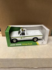 1994 Ertl/John Deere Dealership Service Truck 1/32 Scale Diecast NIB. Box 328 picture