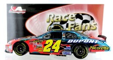 Jeff Gordon #24 DuPont Talladega Win 2007 Monte Carlo SS Color Chrome. Signed picture