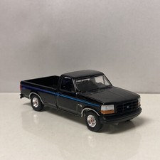 1992 92 Ford F-150 Nite Edition Collectible 1/64 Scale Diecast Diorama Model picture