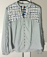 Anthropologie Pilcro Jenna Embroidered Button-Down top S picture