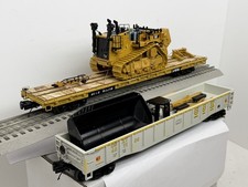 MTH O scale 3 rail with a CATERPILLAR D11T Bulldozer 2 car set with gondola picture