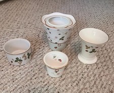 Set Lot Vintage Wedgwood Wild Strawberry Bone China Vase England Ramekin Candle picture