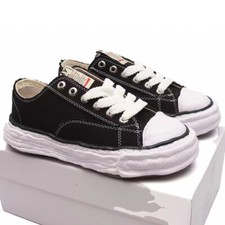Maison Mihara Yasuhiro Man Shoes Black White Classic Low Tops picture