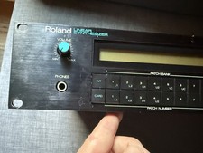 Roland D-550 Linear Synthesizer Rack Module 1987 + NEW LCD & Manual - Working picture