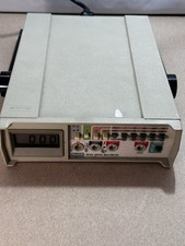 Fluke 8010A Digital Multimeter Bench Meter Vintage Made in USA – Powers On picture