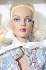 Tonner Tyler Wentworth Collection Ice Blue Other character dolls A 26 08 19 1084 picture