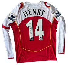 THIERRY HENRY Rare Hand Signed Retro 04-05 Arsenal Football Shirt Beckett COA picture