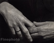 1919/72 Vintage ANDRE KERTESZ My Mother HANDS Female Hungary Photo Gravure Art picture