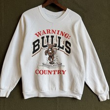 Vintage 90s Chicago Bulls NBA Basketball Crewneck Sweatshirt Measures 21x26 picture