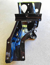1970-1974 Datsun 240z Pedal Box Assembly OEM. taken from series 1 picture