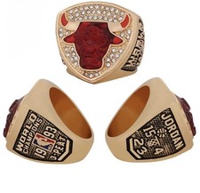 1993 Chicago Bulls Championship Ring Jordan NBA Finals Basketball Gold Replica picture