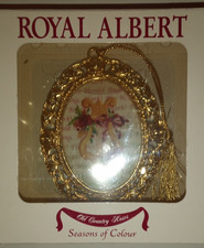 Vintage Royal Albert  Old Country Roses Porcelain & Brass OvalChristmas Ornament picture