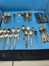 84 PC SET 1847 ROGERS BROS HERITAGE SILVERPLATE FLATWARE picture