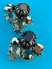 Vtg Signed SCHIAPARELLI Clip On Earrings Black Olive Green Rhinestone Glass 1950 picture
