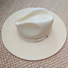 Brixton Packable Wide Brim Fedora Straw Knit Hat Beige Solid Bow Logo M/L picture