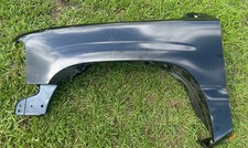 1999-2006 Tahoe Silverado Front Left Driver Fender Panel 19168844 OEM 3890 picture