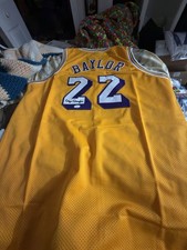 Elgin Baylor autographed signed jersey NBA Los Angeles Lakers JSA COA picture