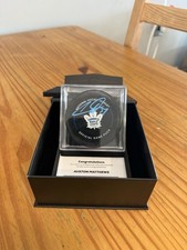 Auston Matthews 1 of 1 Signed Puck with Artwork and COA  Fanatics 2025-26 picture