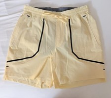 Lululemon License to Train Elite 7” Lined Shorts - Yellow - Men’s Medium picture