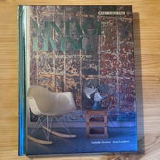 Vintage Living: Retro Style for Today's Homes by Anna Lambert, Nathalie Taverne picture