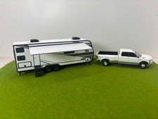 1/64 Scale Bumper Pull Camper Kit In Color picture