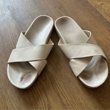 Seychelles Tan Slide Sandals picture