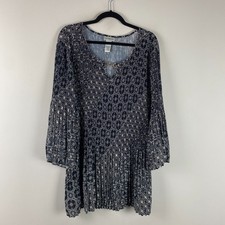 Catherines Pleated Tunic Shirt Size 4X Chain Detail 3/4 Bell Sleeve Black White picture