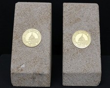 US Capitol Sandstone Bookend Pair 1793-1960 Gold Tone Medallion #2157-F picture