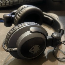 Alienware Ozma 7 by Ultrasone S-Logic Headphones Rare 2006 mALX Unused picture