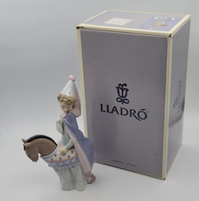 LLADRO Princesa Medieval Porcelain Figurine 06114 with Original Box Collectible picture