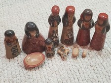 Vintage Mexican Folk Art Creche Glazed Shiny Finish Pottery Figures Sculptures picture
