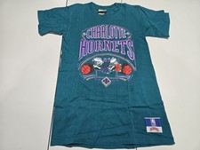 Vintage Nutmeg Charlotte Hornets NBA Youth L T-Shirt Black 90s Graphic Tee USA picture
