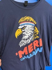 Gildan Softstyle men’s short-sleeve t-shirt in navy blue. picture