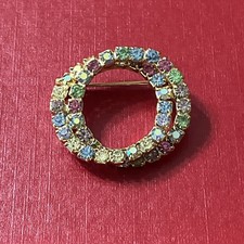 Vintage Pastel Aurora Borealis rhinestone Double Circle Interlocking Brooch Pin￼ picture