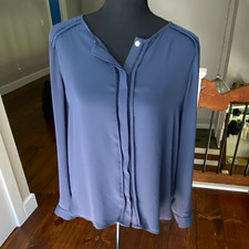 LOFT Women’s Blue Solid Long Sleeve Button Blouse Top M Regular picture