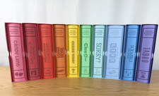Linen Vintage Bookshelf Game 10 Pack with Junior Editions WS Game Co Open Box picture