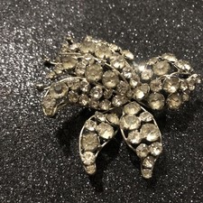 Rare VINTAGE ADELE SIMPSON Rhinestone and Crystal ￼BROOCH SIGNED picture