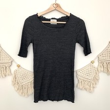 Anthropologie T.la Gabriella Gray Ribbed Tee, size extra small picture