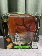 RETIRED New 2008 Lemax Spooky Town Halloween Wrapped Up In Each Other Piece picture